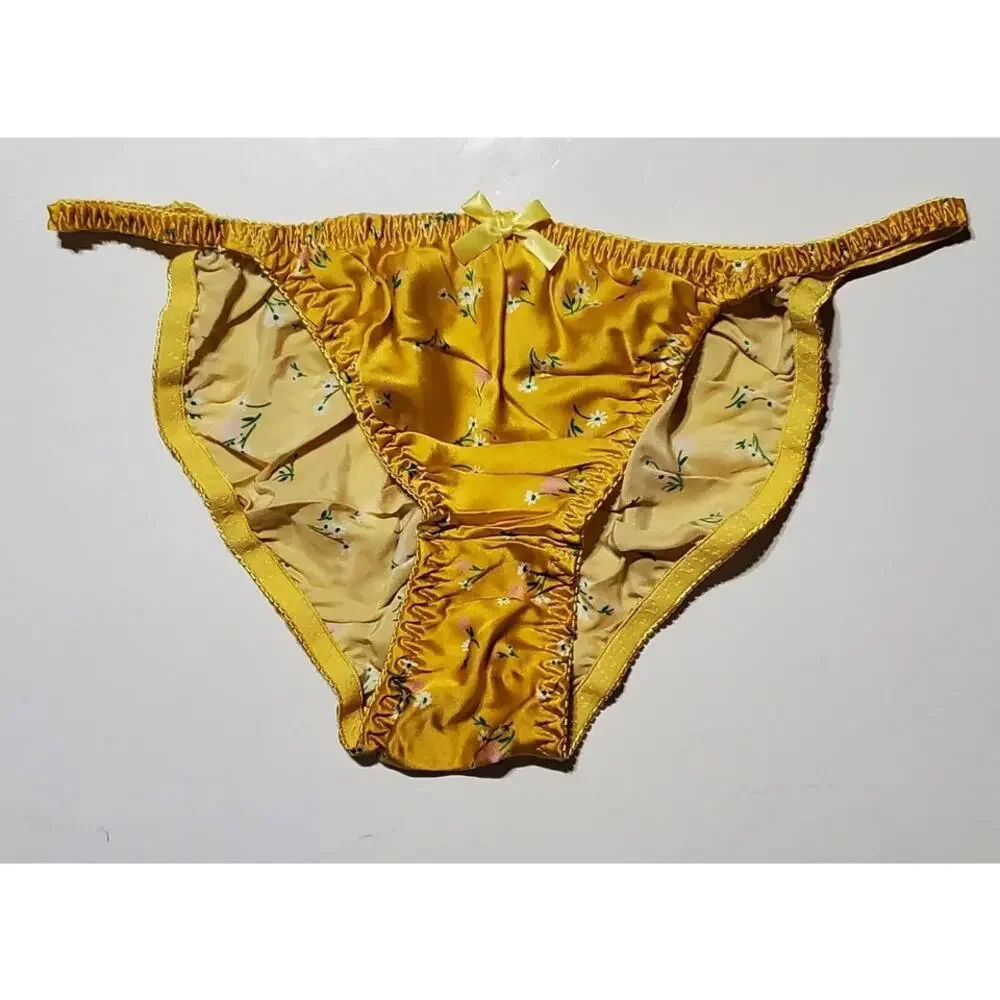 Yavorrs liquid satin